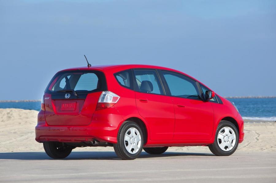  Honda Fit Sport 2012 года  (фото 8 из 42)